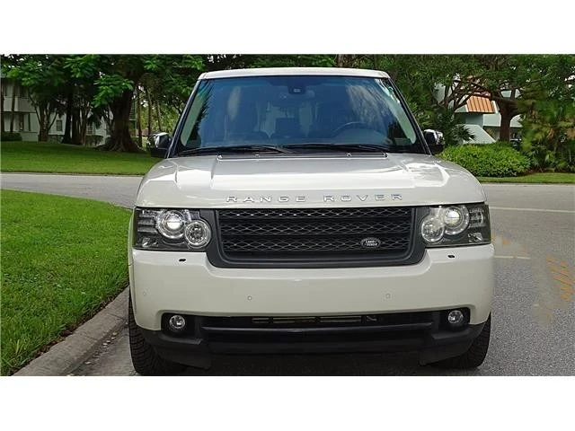2010 Land Rover Range Rover L322 - Image 10 of 21
