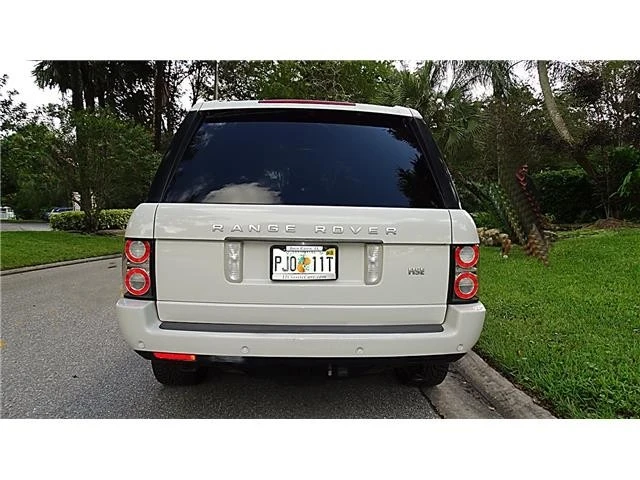 2010 Land Rover Range Rover L322 - Image 9 of 21