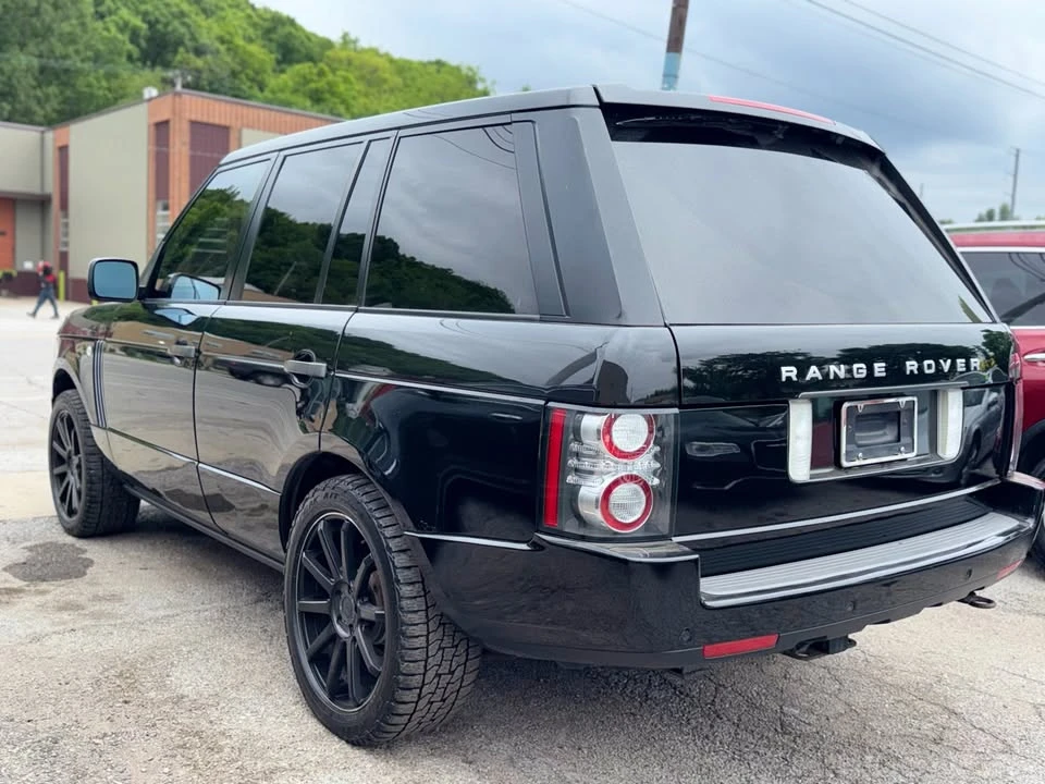 2010 Land Rover Range Rover L322 - Image 3 of 18
