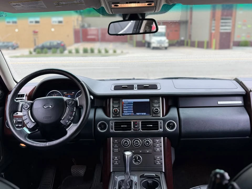 2010 Land Rover Range Rover L322 - Image 9 of 18