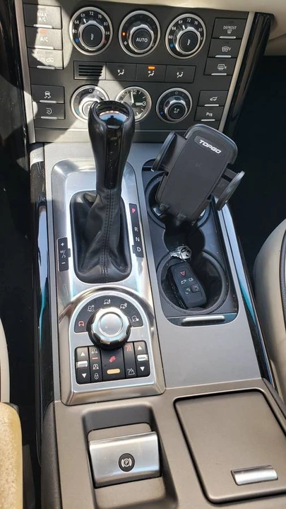 2010 Land Rover Range Rover L322 - Image 10 of 17