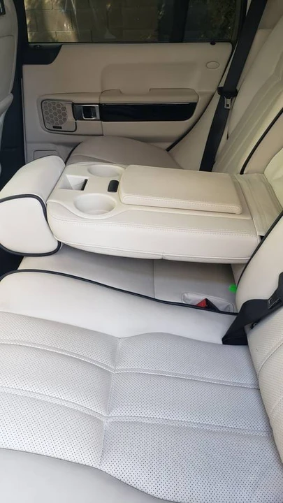 2010 Land Rover Range Rover L322 - Image 15 of 17