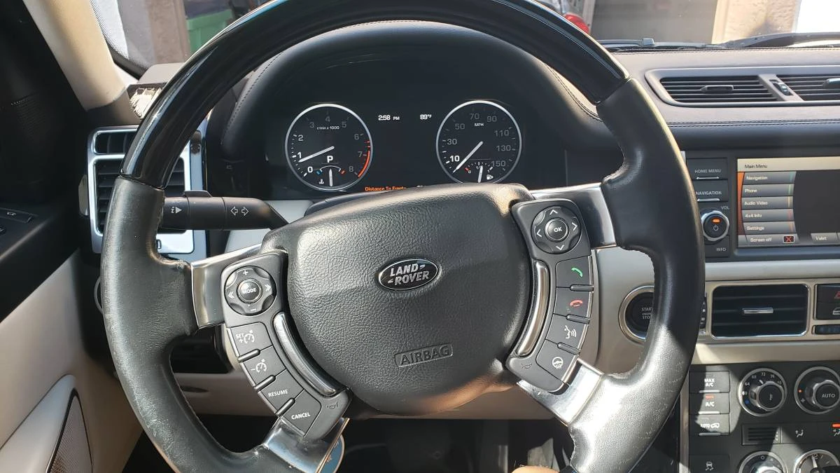 2010 Land Rover Range Rover L322 - Image 8 of 17