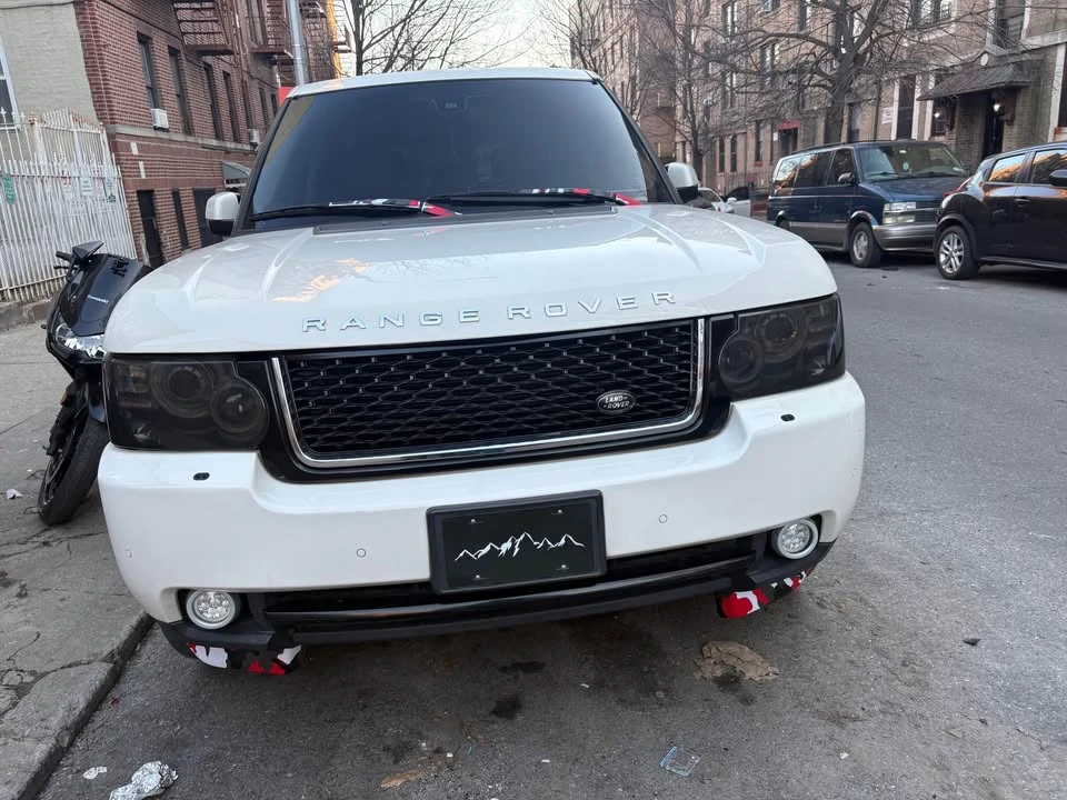 2010 Land Rover Range Rover L322 - Image 9 of 12