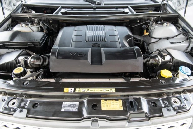 2010 Land Rover Range Rover L322 - Image 6 of 7