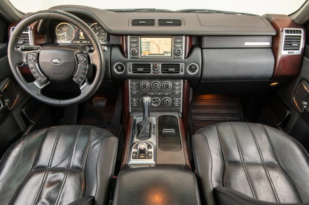 2010 Land Rover Range Rover L322 - Image 5 of 7