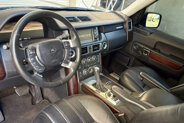 2010 Land Rover Range Rover L322 - Image 5 of 7