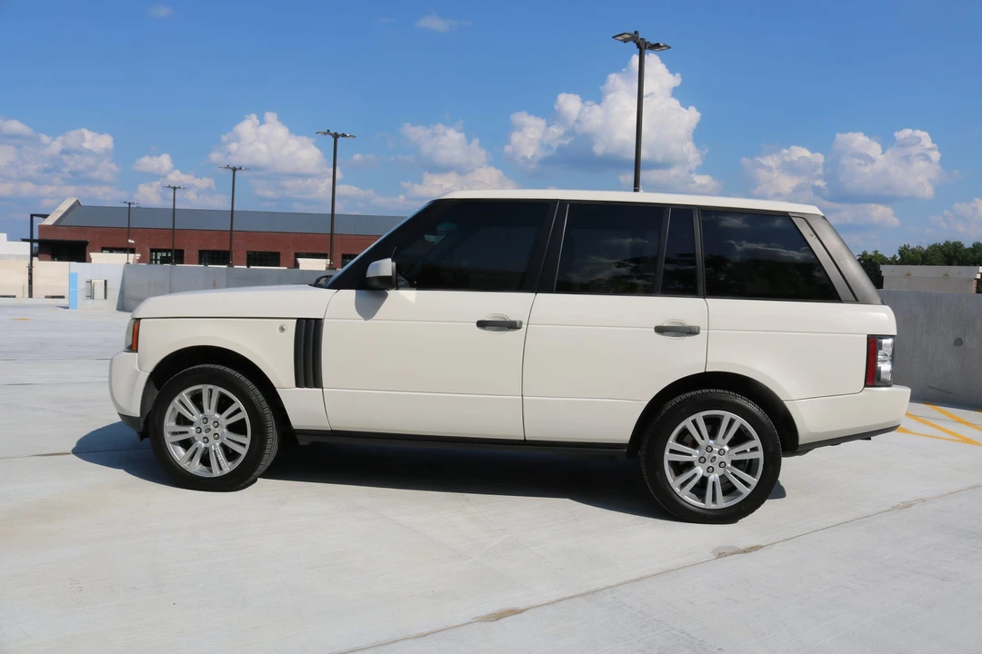 2010 Land Rover Range Rover L322 - Image 17 of 31