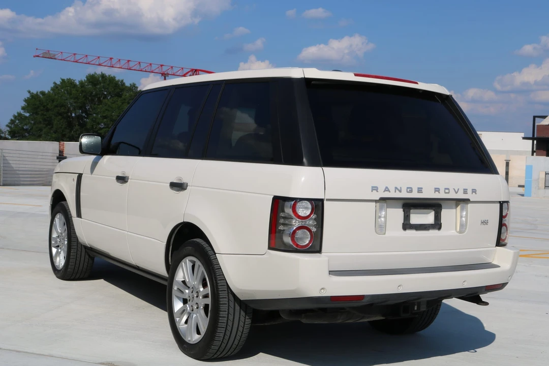 2010 Land Rover Range Rover L322 - Image 23 of 31