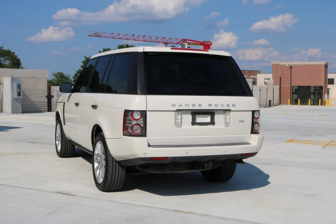 2010 Land Rover Range Rover L322 - Image 27 of 31
