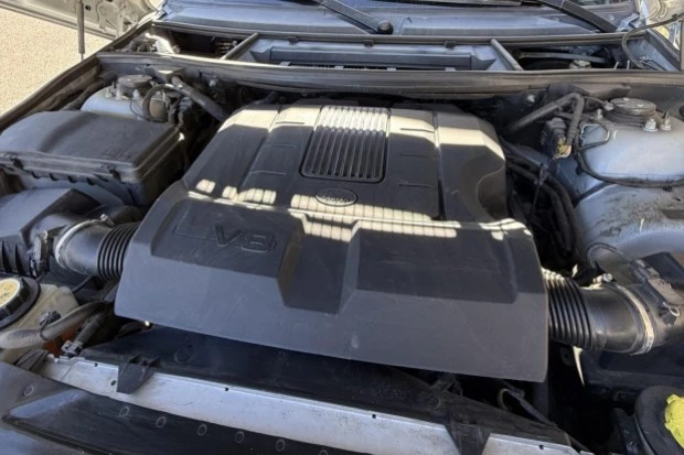 2010 Land Rover Range Rover L322 - Image 6 of 7