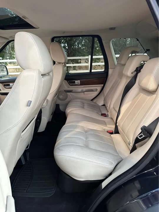 2010 Land Rover Range Rover L322 - Image 9 of 18
