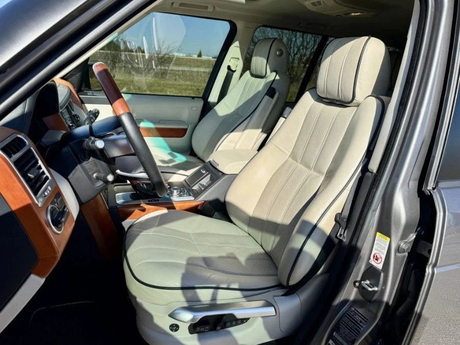 2010 Land Rover Range Rover L322 - Image 18 of 20