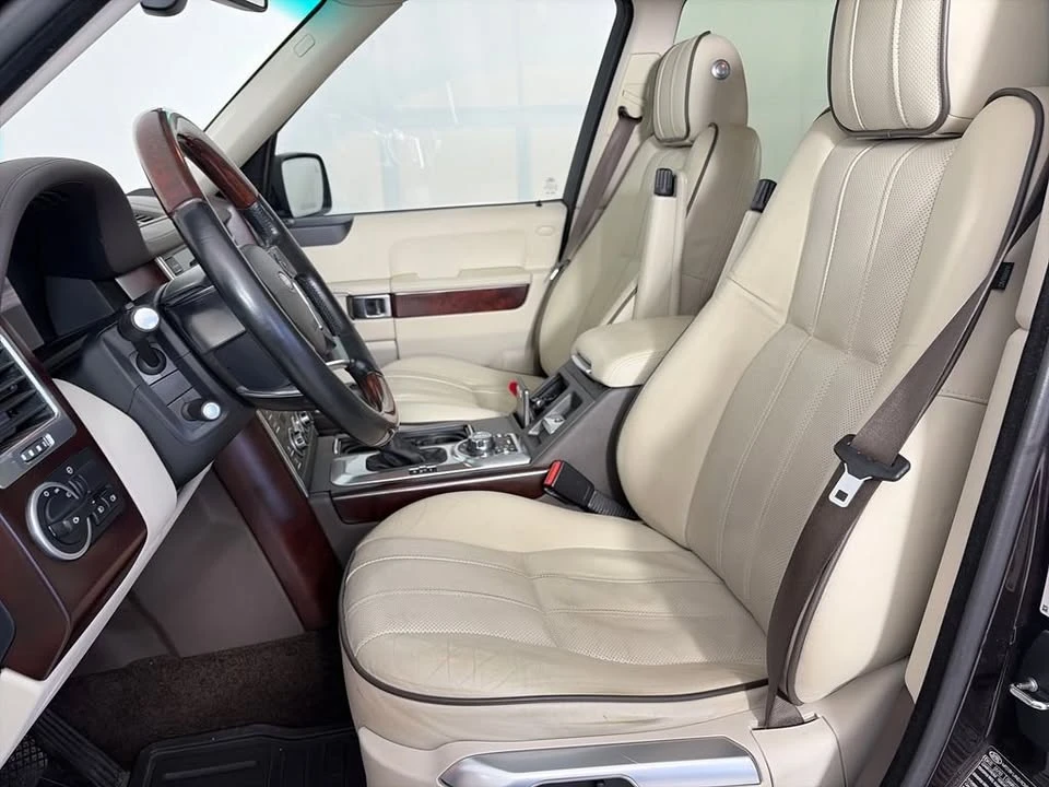 2010 Land Rover Range Rover L322 - Image 10 of 13