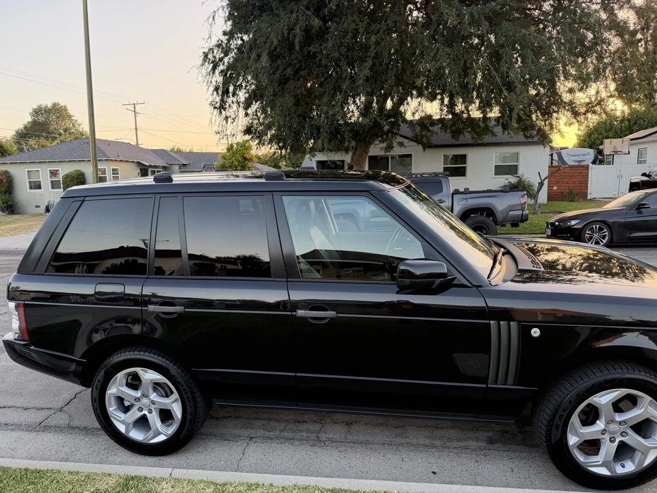 2010 Land Rover Range Rover L322 - Image 28 of 31