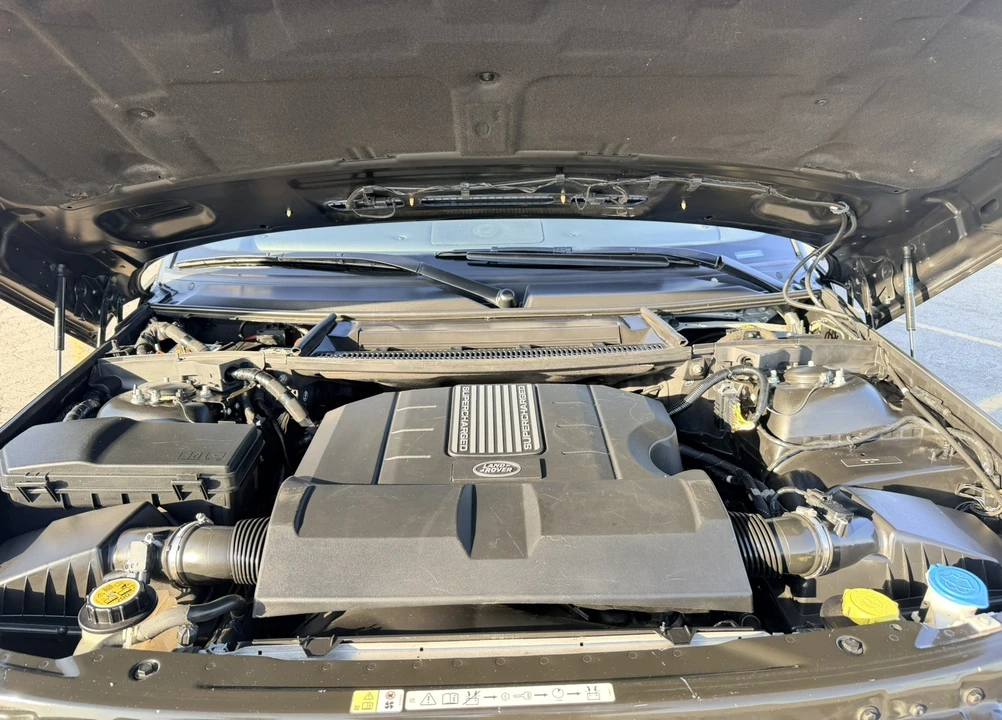 2010 Land Rover Range Rover L322 - Image 15 of 26
