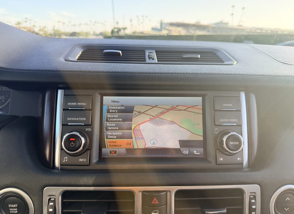 2010 Land Rover Range Rover L322 - Image 23 of 26
