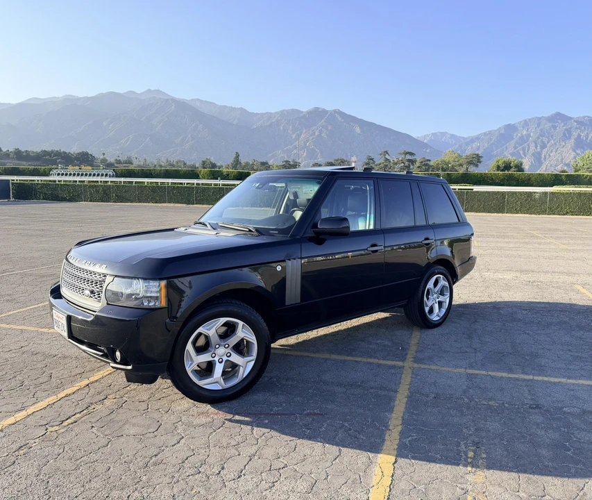 2010 Land Rover Range Rover L322 - Image 2 of 26