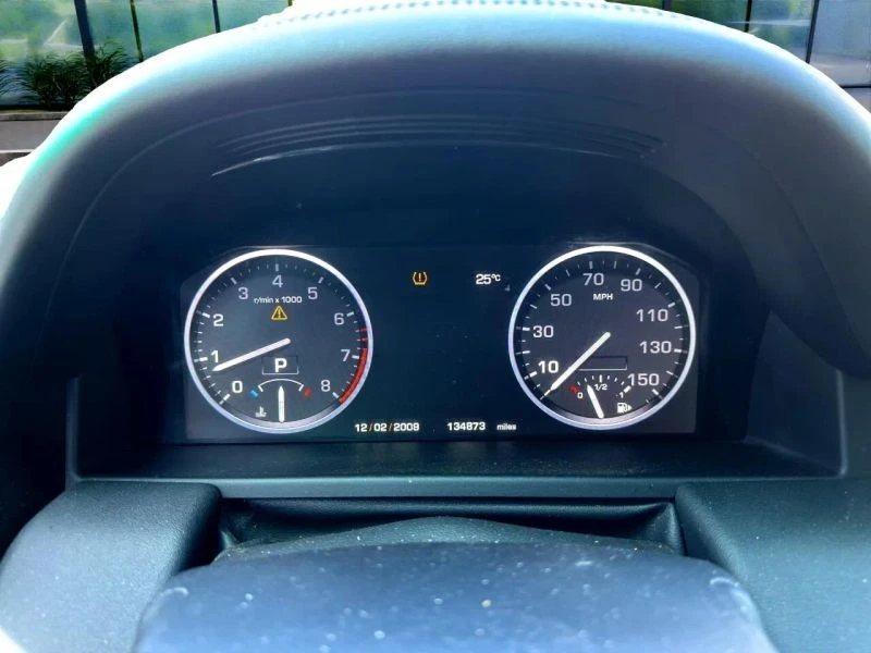 2010 Land Rover Range Rover L322 - Image 11 of 12