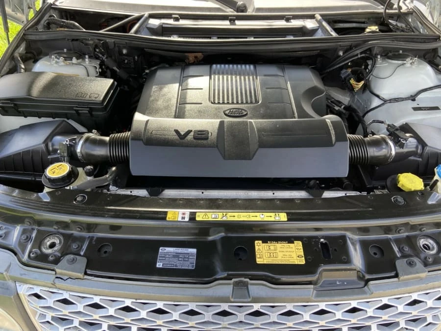 2010 Land Rover Range Rover L322 - Image 7 of 14