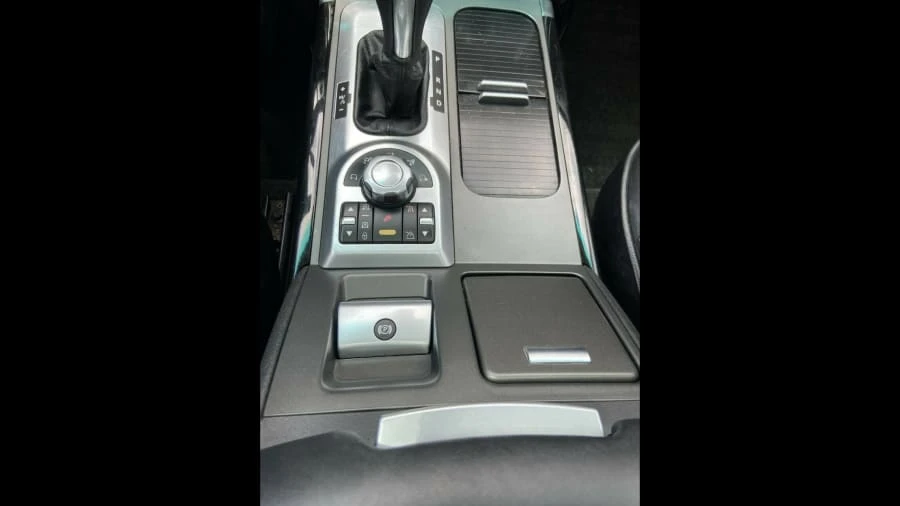 2010 Land Rover Range Rover L322 - Image 9 of 14