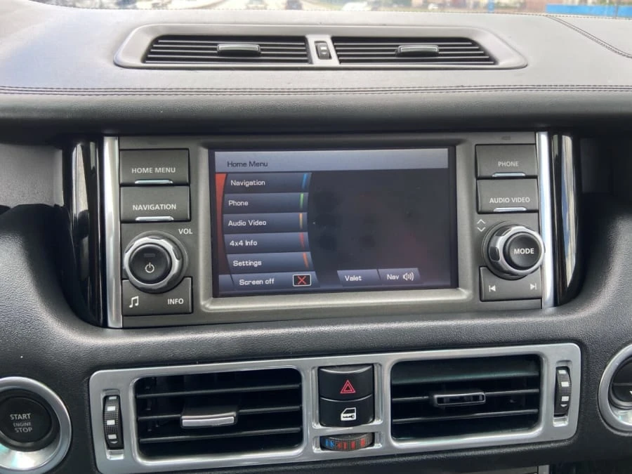 2010 Land Rover Range Rover L322 - Image 10 of 14