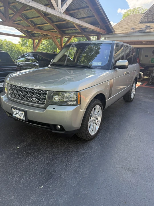 2010 Land Rover Range Rover L322 - Image 8 of 31
