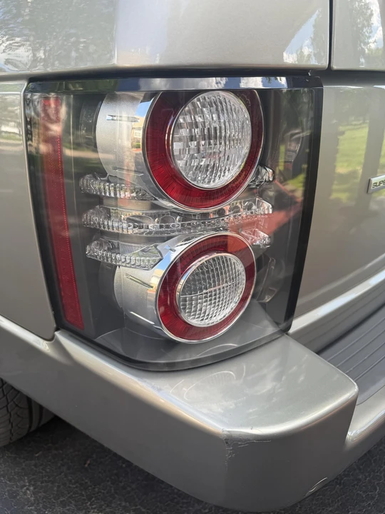 2010 Land Rover Range Rover L322 - Image 13 of 31
