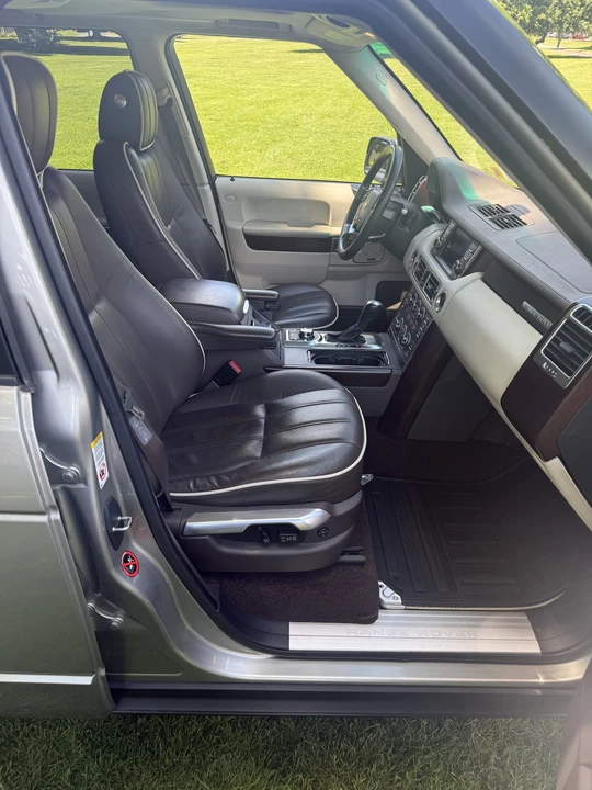 2010 Land Rover Range Rover L322 - Image 29 of 31