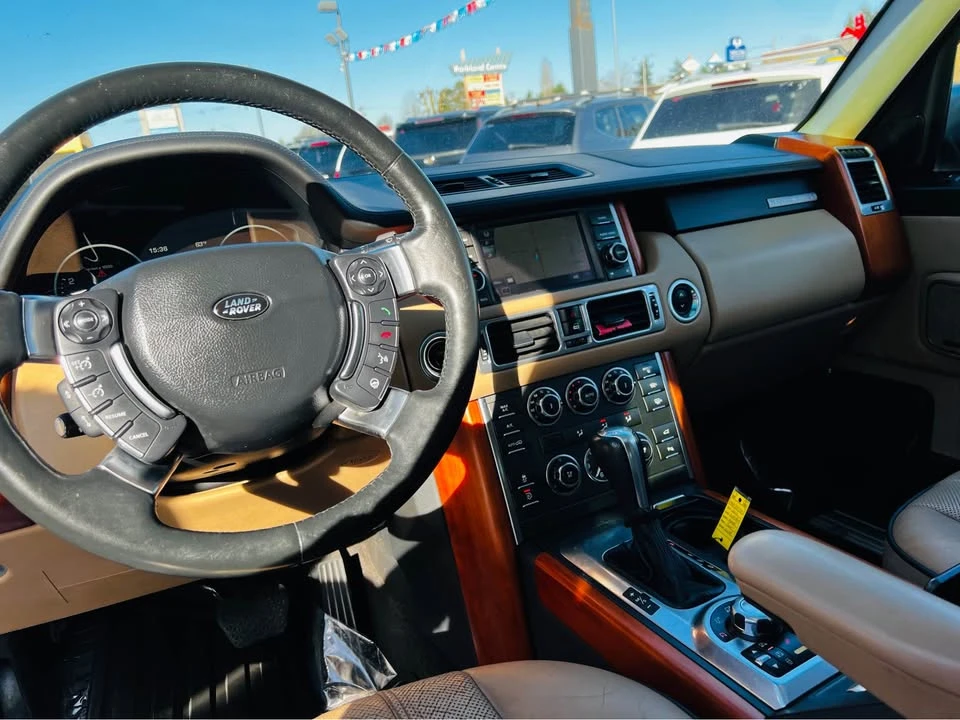 2010 Land Rover Range Rover L322 - Image 15 of 17
