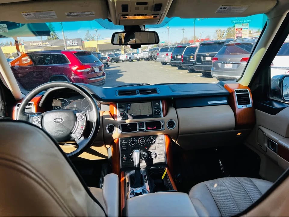 2010 Land Rover Range Rover L322 - Image 11 of 17