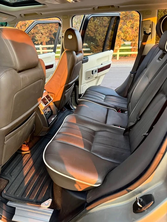 2010 Land Rover Range Rover L322 - Image 7 of 12