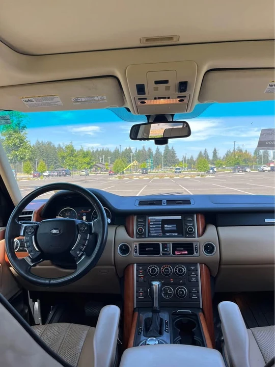 2010 Land Rover Range Rover L322 - Image 10 of 11