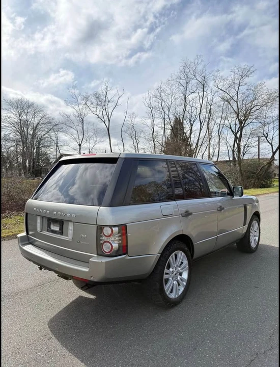 2010 Land Rover Range Rover L322 - Image 5 of 11