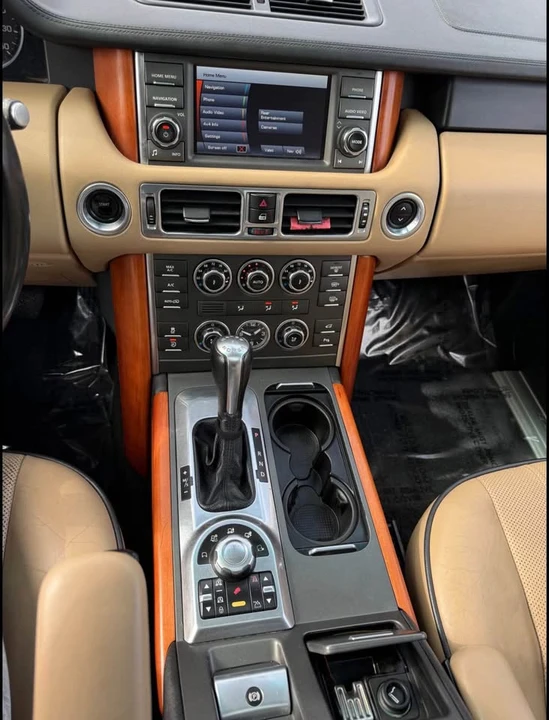 2010 Land Rover Range Rover L322 - Image 11 of 11