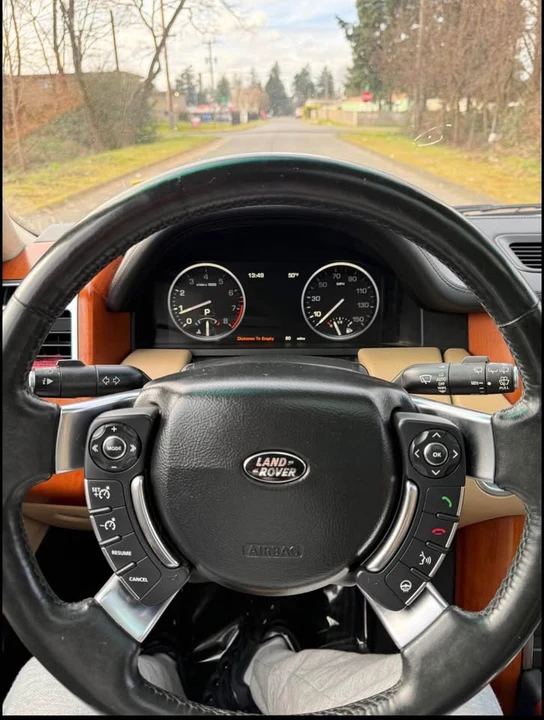 2010 Land Rover Range Rover L322 - Image 10 of 11