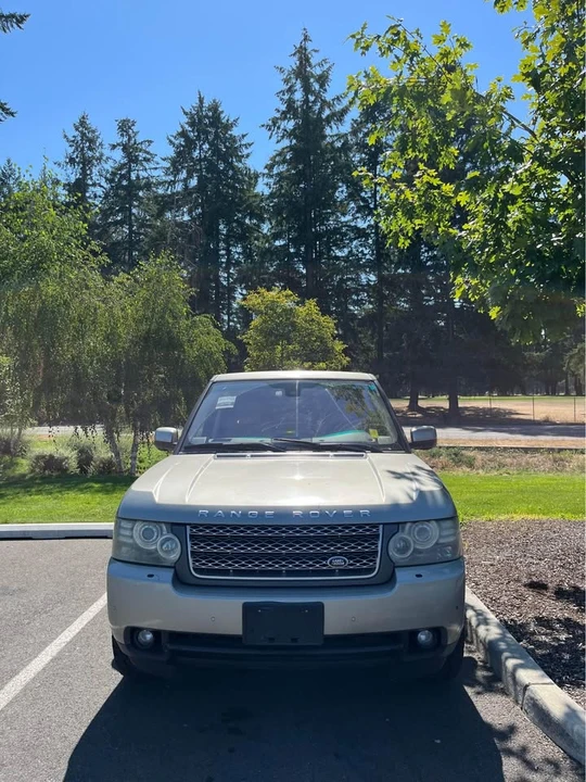 2010 Land Rover Range Rover L322 - Image 3 of 11