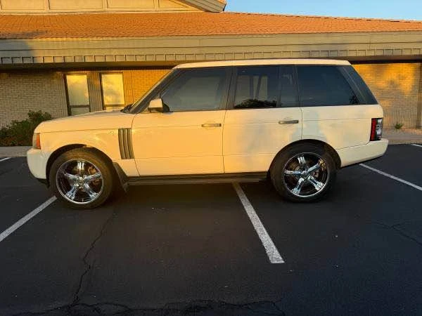 2010 Land Rover Range Rover L322 - Image 2 of 19