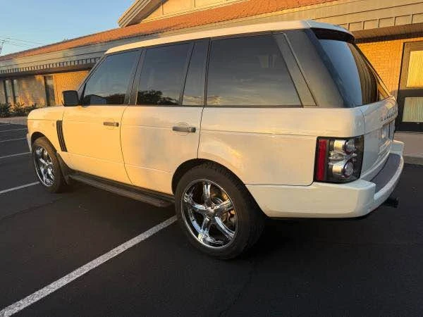 2010 Land Rover Range Rover L322 - Image 3 of 19