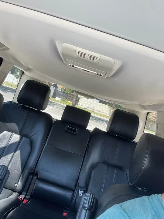 2010 Land Rover Range Rover L322 - Image 11 of 14