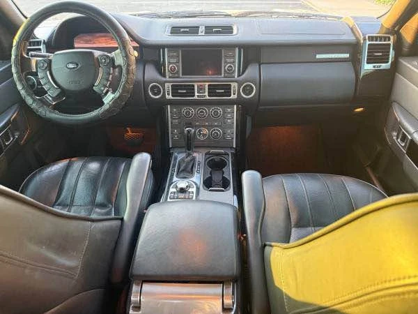 2010 Land Rover Range Rover L322 - Image 9 of 19