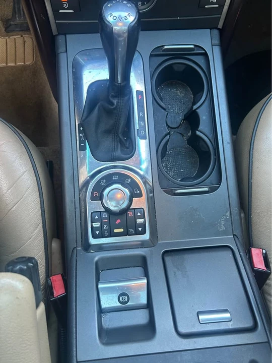 2010 Land Rover Range Rover L322 - Image 15 of 18