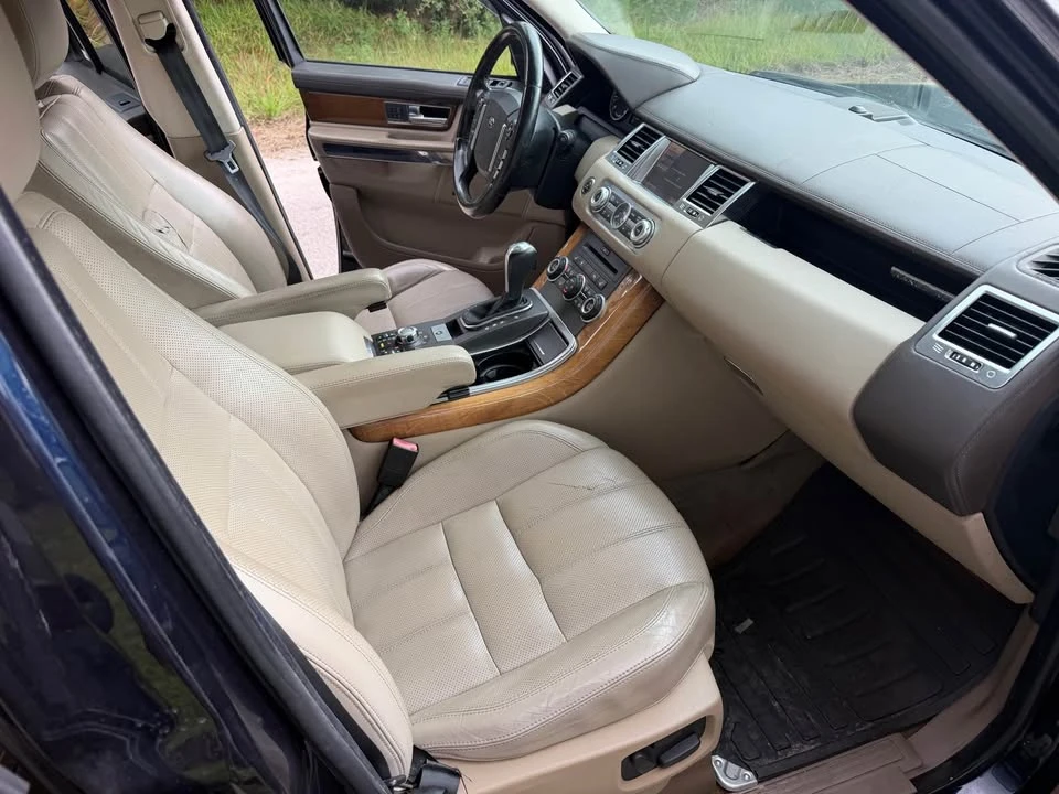 2010 Land Rover Range Rover L322 - Image 8 of 12