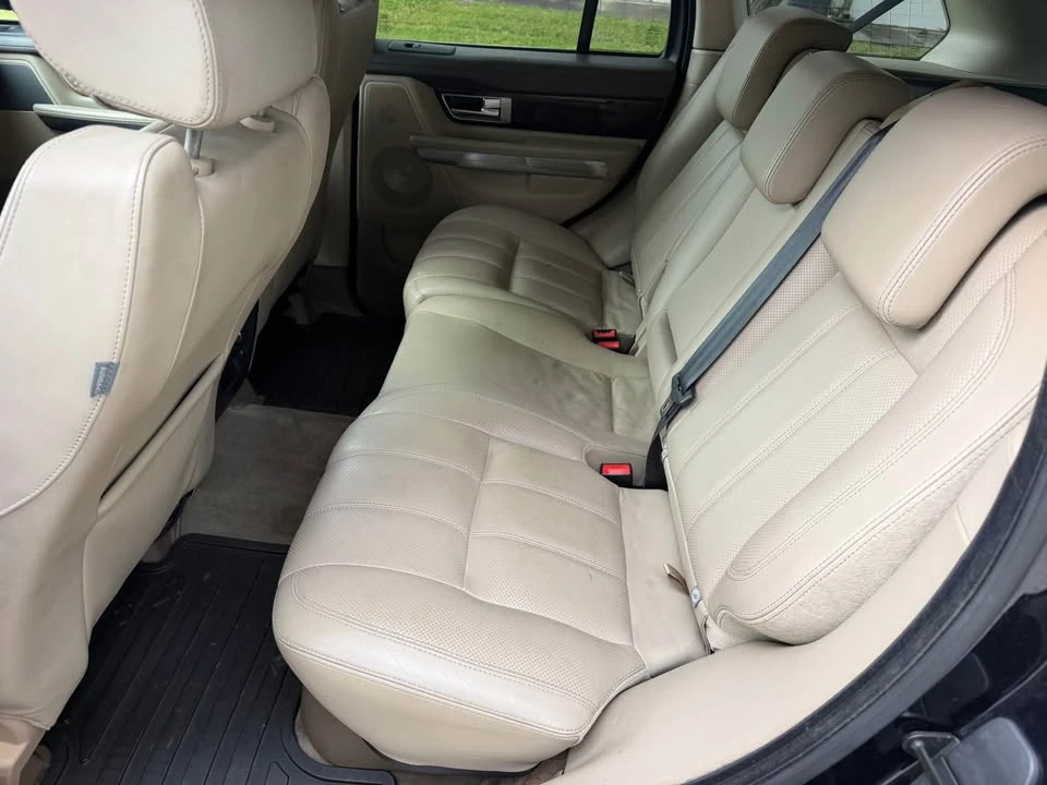 2010 Land Rover Range Rover L322 - Image 11 of 12