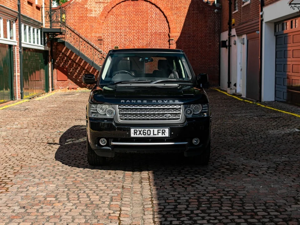 2010 Land Rover Range Rover L322 - Image 6 of 30