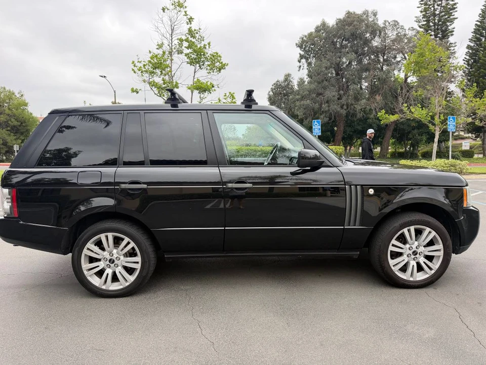 2010 Land Rover Range Rover L322 - Image 13 of 17