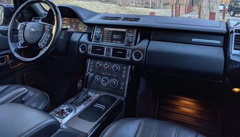 2010 Land Rover Range Rover L322 - Image 5 of 5