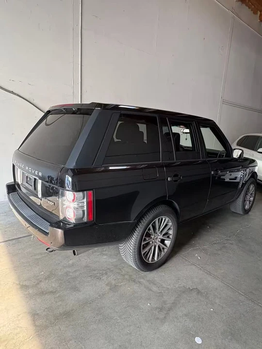 2010 Land Rover Range Rover L322 - Image 2 of 8