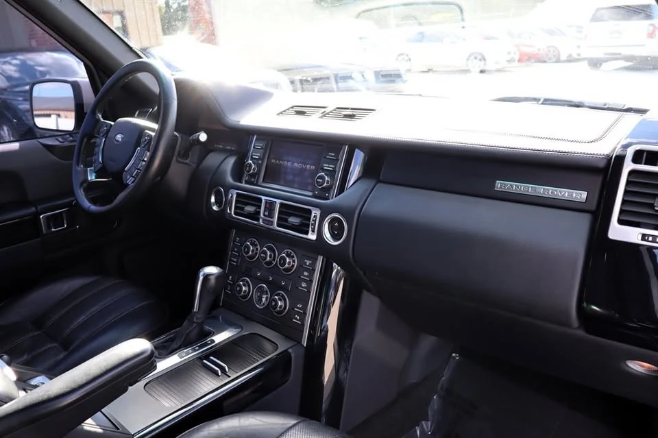 2010 Land Rover Range Rover L322 - Image 19 of 20