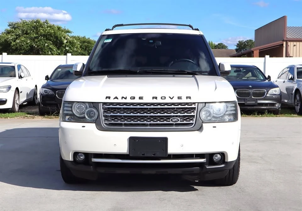 2010 Land Rover Range Rover L322 - Image 2 of 20